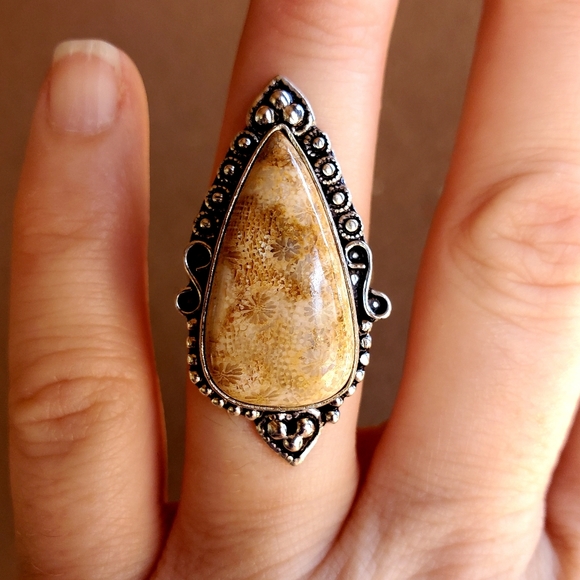 *Sale* New Fossil Coral 925 Silver Ring. - Picture 6 of 7